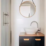 Maison Au Coeur Du Vieux-port De La Rochelle (Charente-Maritime)