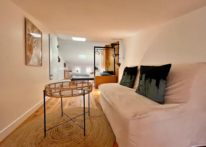 Apartament Maison Au Coeur Du Vieux-port De La Rochelle (Charente-Maritime)